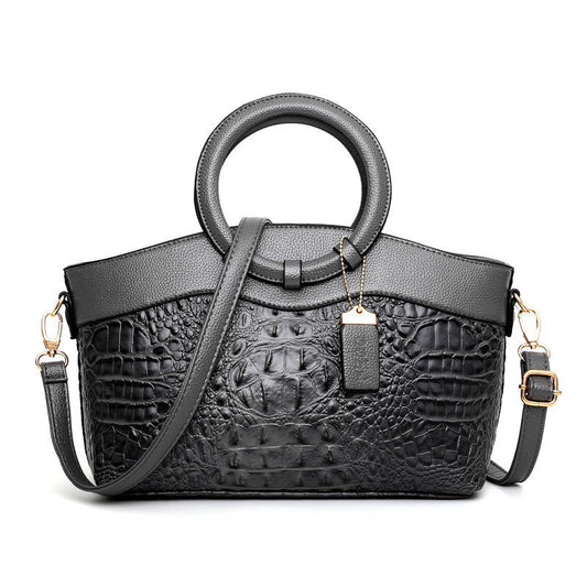 Luxury Retro Designer Handbag ā European-American Inspired Elegance