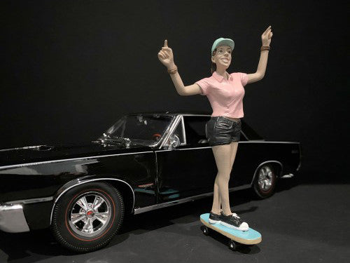 Skateboarders Figurines 4 piece Set for 1/24 Scale Models by American Diorama