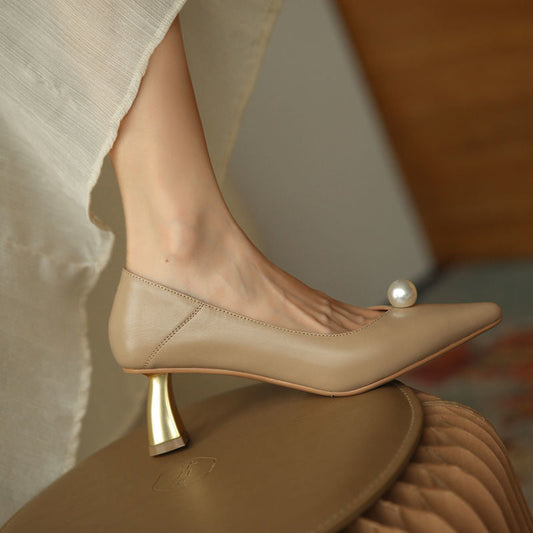 Pointed Thick Heel Shoes for Trendy Dating