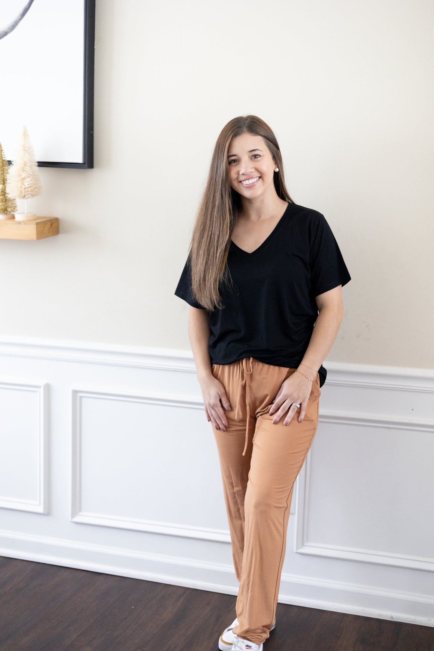 Womens Solid Joggers