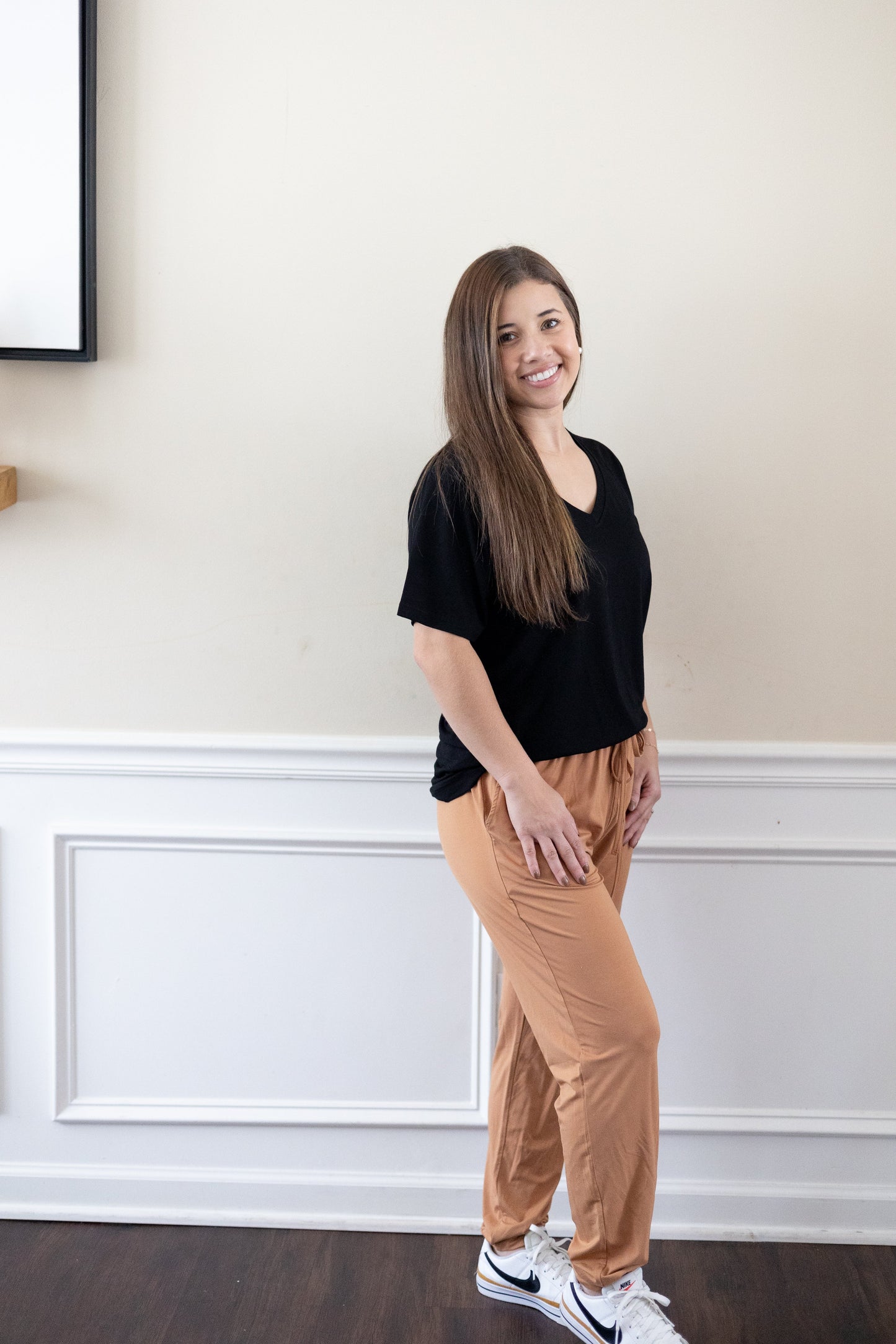 Womens Solid Joggers