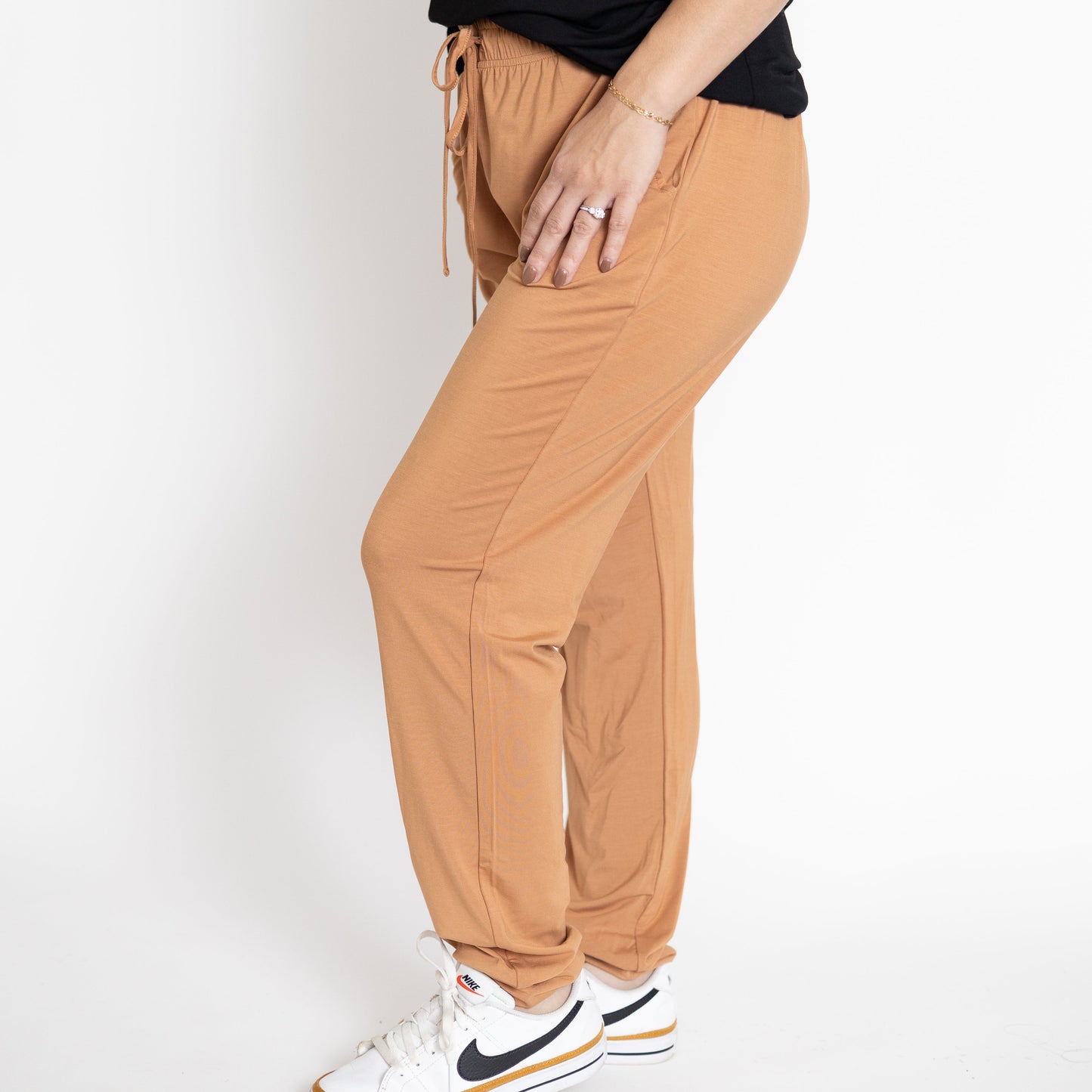 Womens Solid Joggers