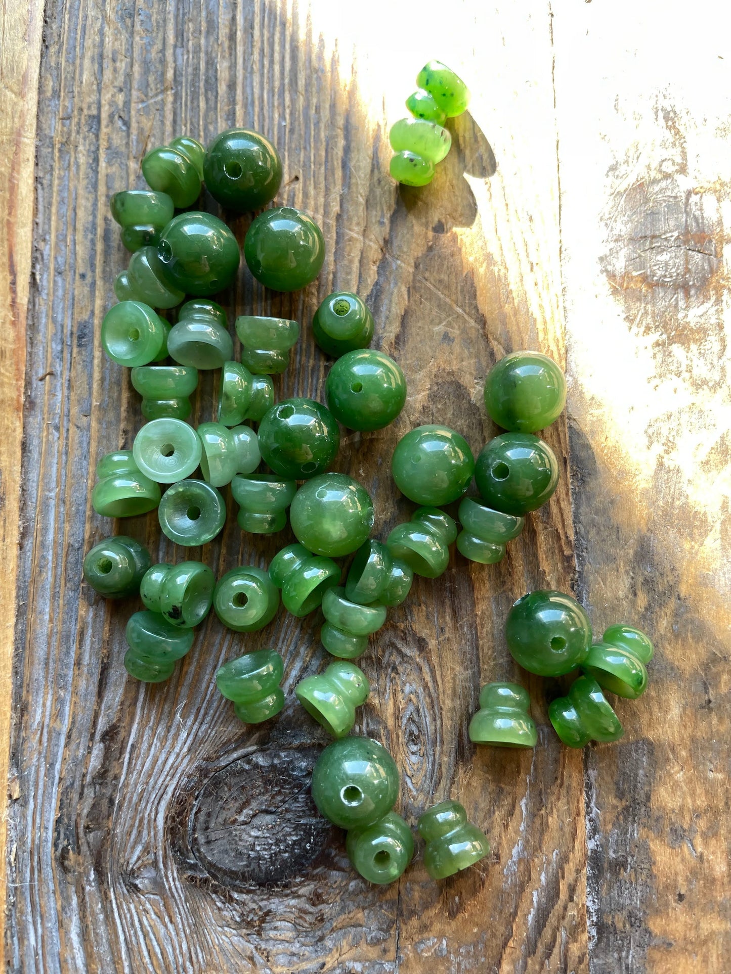 A Grade 10mm Canadian Jade Bead Guru Bead and 3 hole bead - Sold as a Set or Individually