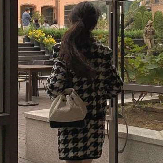 Wear Dailylook Suits For Autumn And Winter