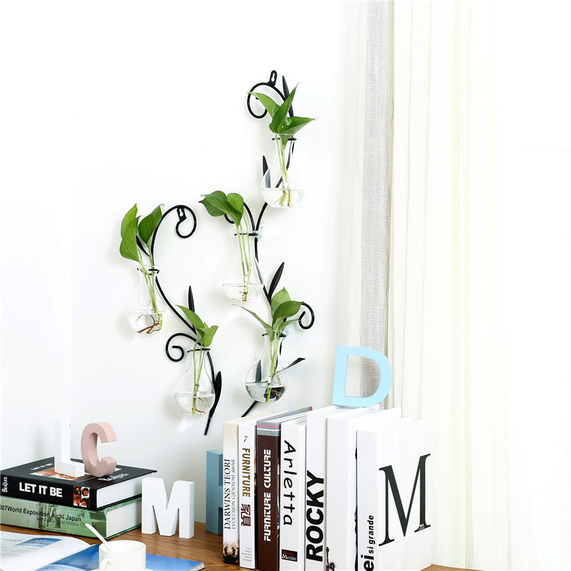 Transparent glass vase