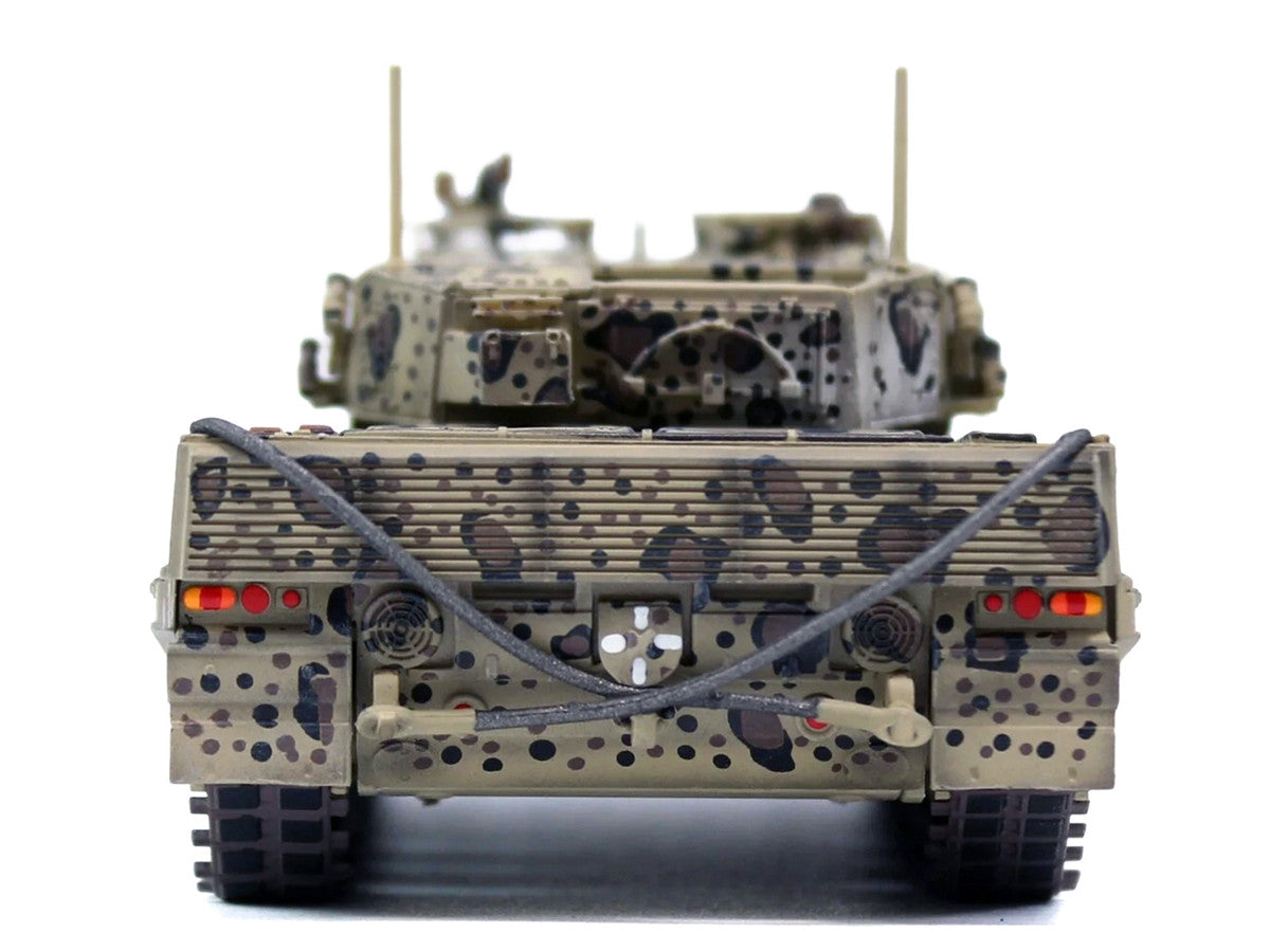 Leopard 2A4 Main Battle Tank "Jaguar Scheme" Austrian Army "Armor Premium" Series 1/72 Diecast Model by Panzerkampf