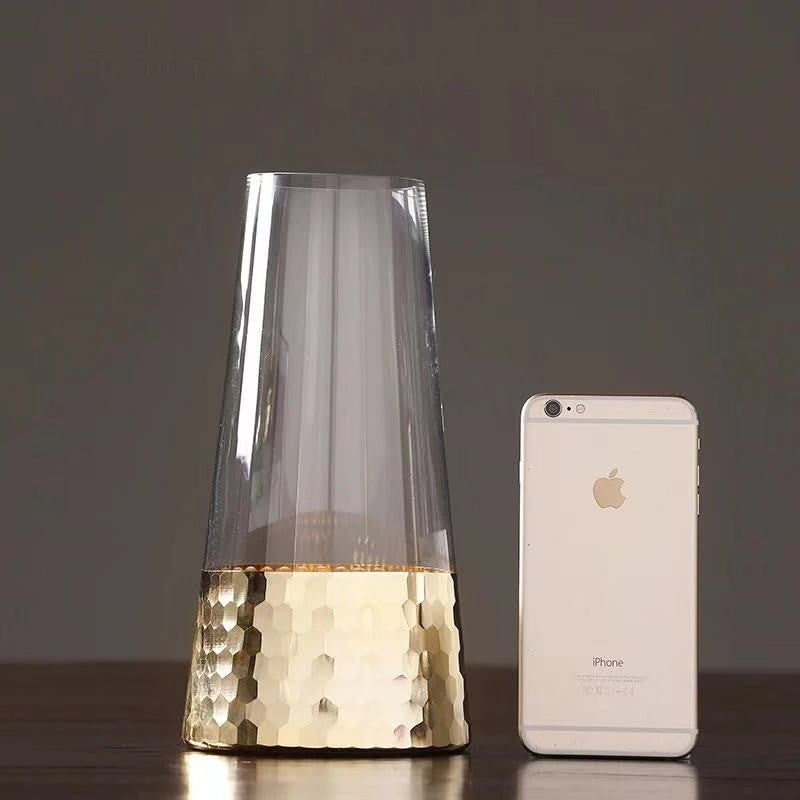 Nordic Modern Minimalist Light Luxury Carved Ground Glass Vase Decoration Table Flower Arrangement Hydroponic Flower Device