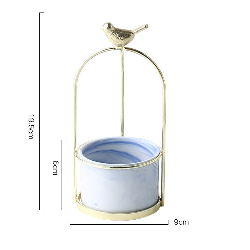 Portable small vase