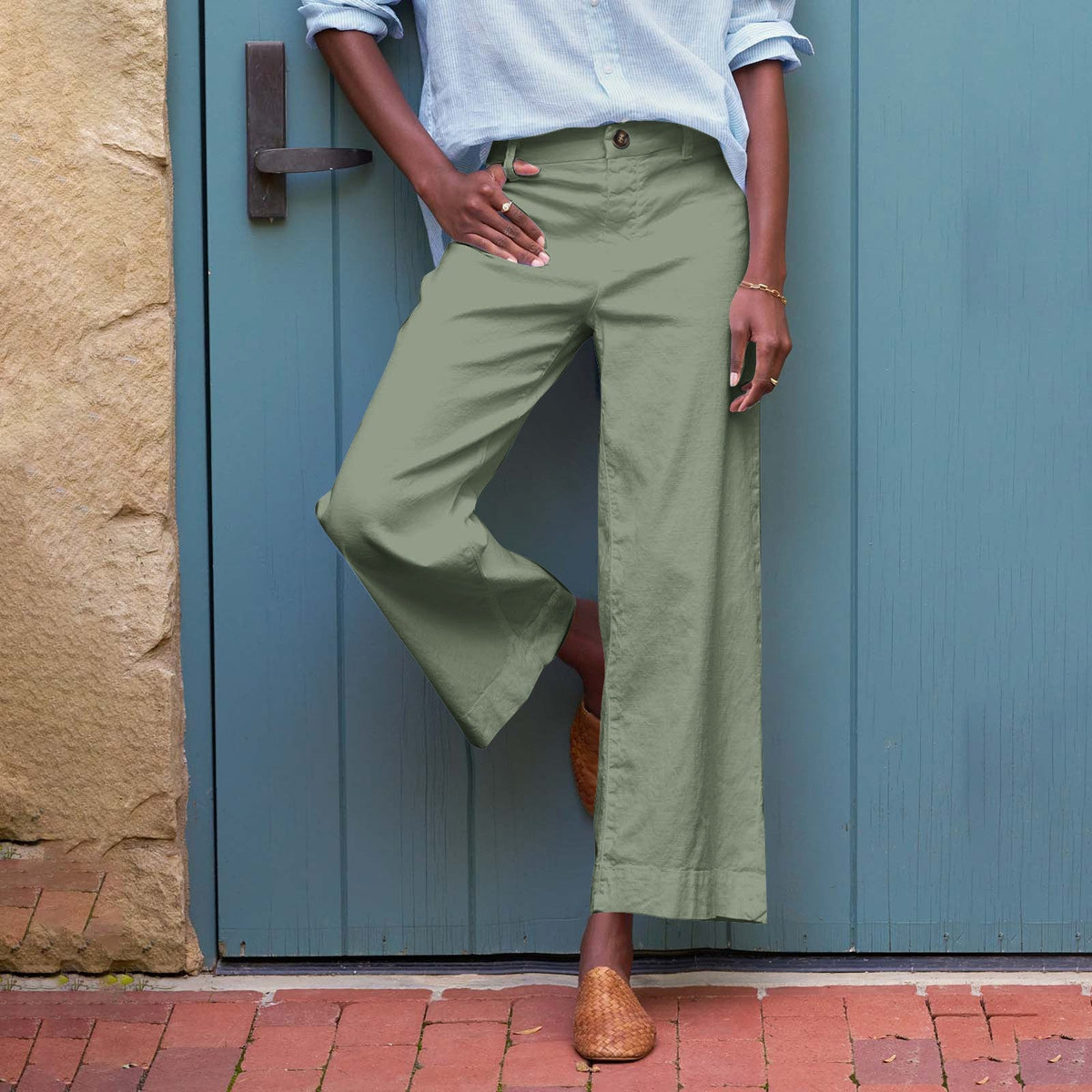 European And American Style High-Waisted Solid Color Cropped Flared Loose Wide-Leg Womens Trousers With Buttons