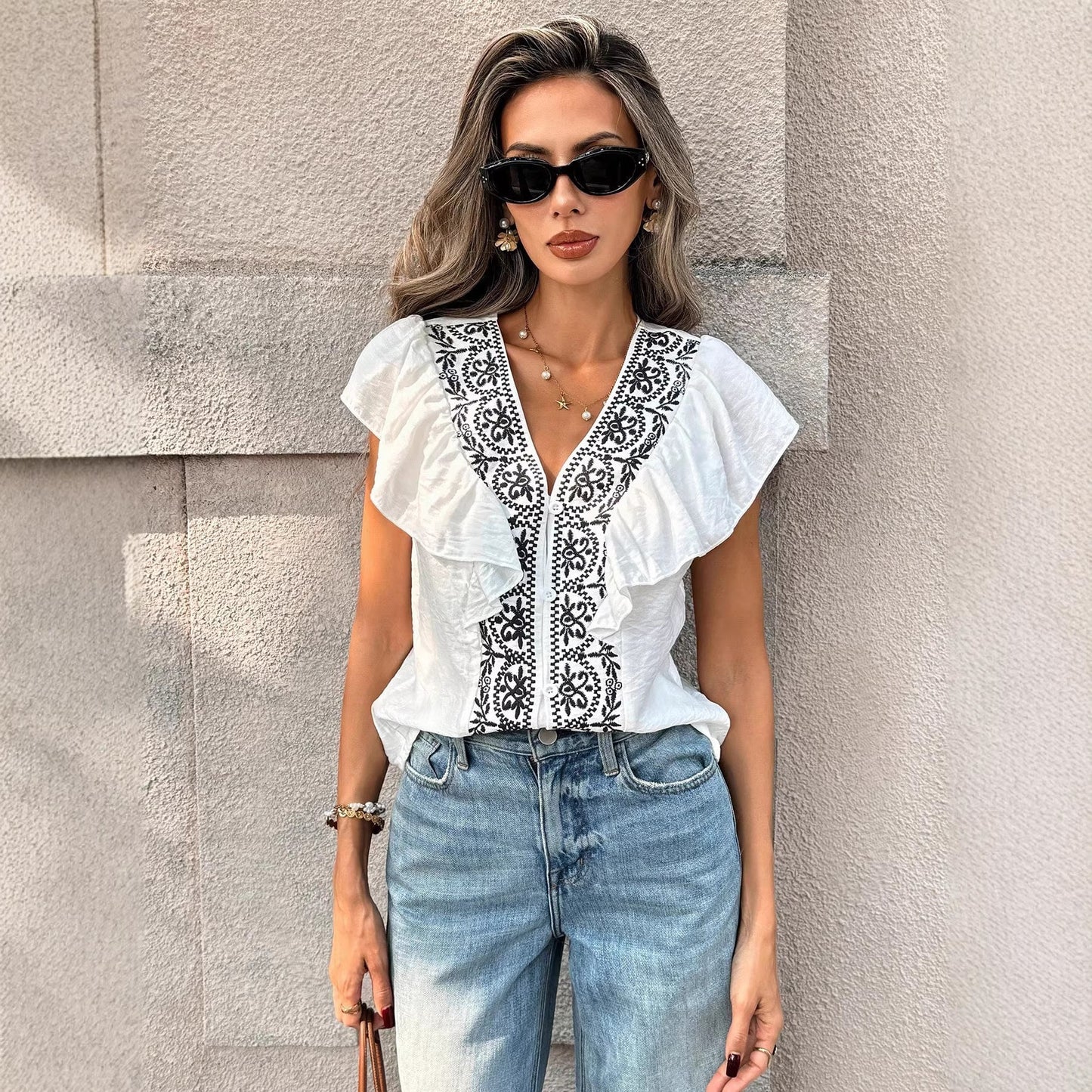 Ruffled V-neck Single-breasted Short-sleeve Top
