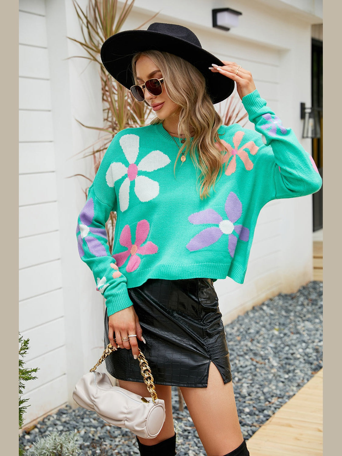 Women Flower Round Neck Drop Shoulder Sweater