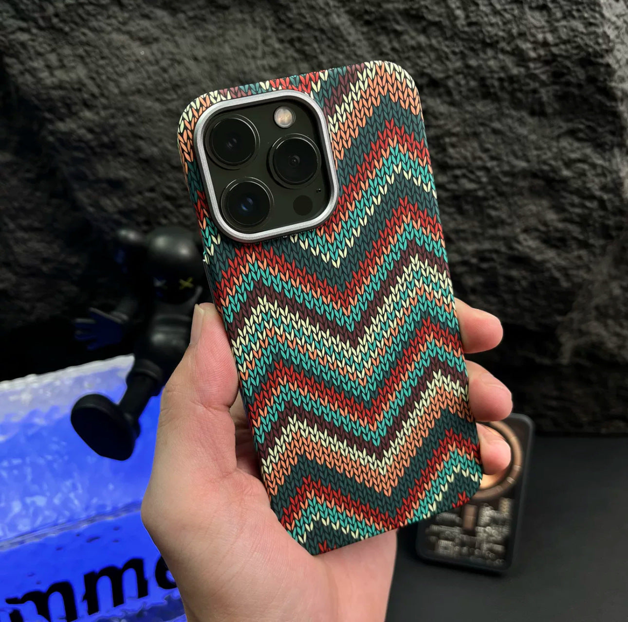 Kevlar Pattern Luminous Magnetic 16 Carbon Fiber Pattern Protective Cover
