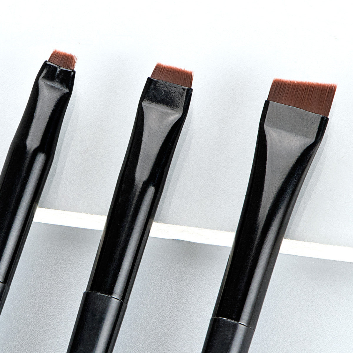 Slant Head Eyebrow Outline Eyeliner Makeup Brush