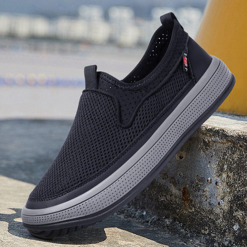 Breathable Soft Bottom Light Casual Shoes Men
