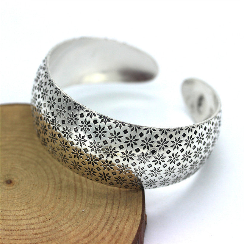 Tibet and Nepal ethnic bracelets