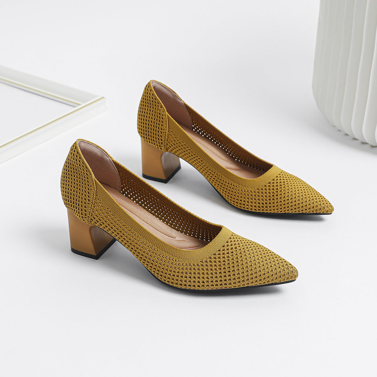 Women's Summer Casual Pointed Toe Chunky Heel Hollow Sandals