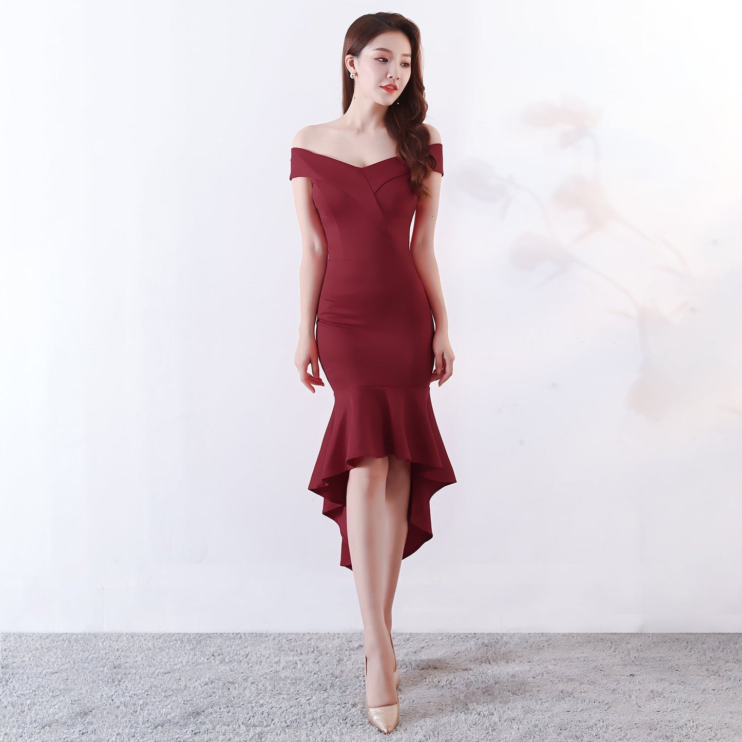 New fishtail wedding dress for bride