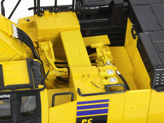 Komatsu PC900LC-11 Excavator Yellow 1/50 Diecast Model by First Gear