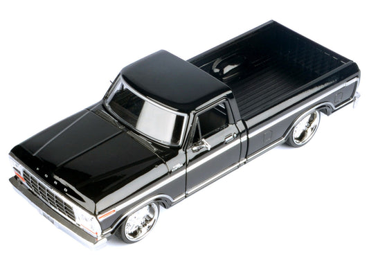 1979 Ford F-150 Custom Pickup Truck Black "Maxx Design" Series 1/24 Diecast Model Car by Motormax