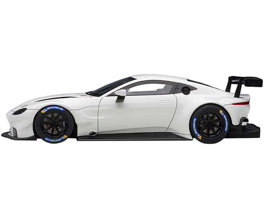 2018 Aston Martin Vantage GTE Le Mans PRO White with Carbon Accents 1/18 Model Car by Autoart