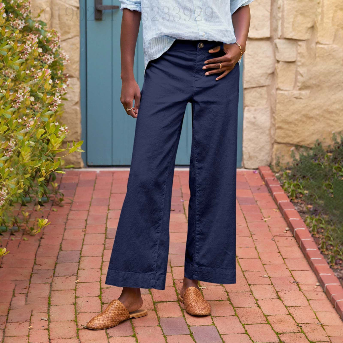 European And American Style High-Waisted Solid Color Cropped Flared Loose Wide-Leg Womens Trousers With Buttons