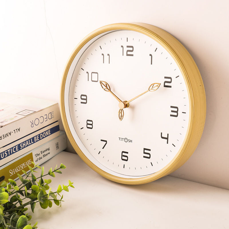 Modern Minimalist Silent Wall-mounted Creative Clock