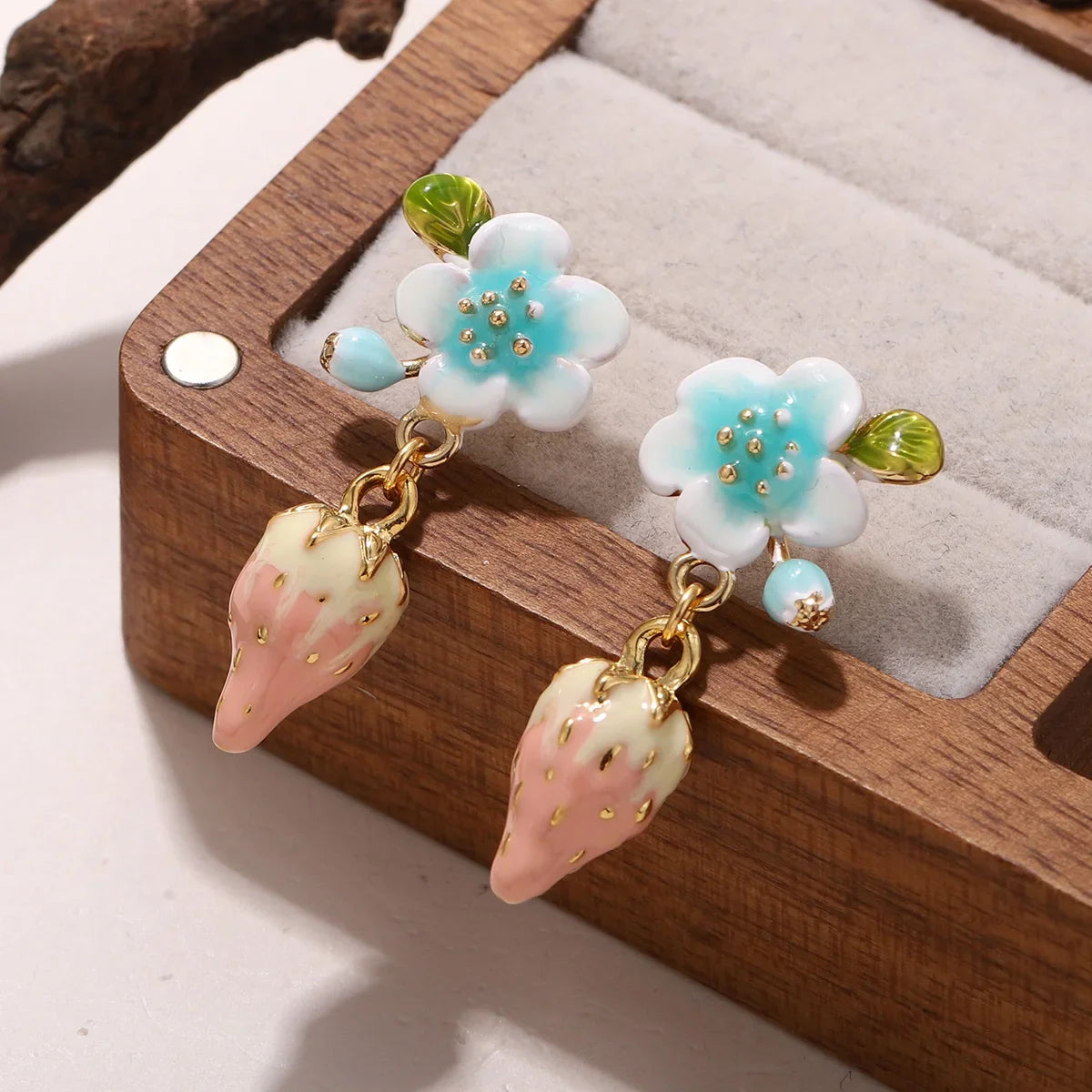 Cute Enamel Flower & Strawberry Drop Earrings - Sweet Fruit Dangle Jewelry for Women Girls Brithday Daily Ear Charm Jewelry Gift