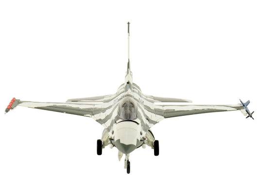 General Dynamics F-16N Fighting Falcon Fighter Aircraft "163269 U.S. Navy Fighter Weapons School" (1990s) United States Marine Corps "Air Power Series" 1/72 Diecast Model by Hobby Master