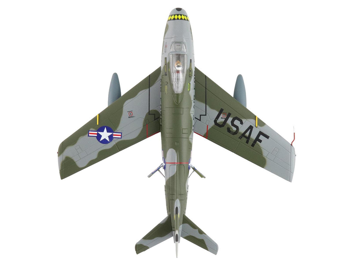North American F-86F Sabre Fighter Aircraft "25333 461st Fighter Day Squadron West Germany" (1955) United States Air Forces in Europe "Air Power Series" 1/72 Diecast Model by Hobby Master