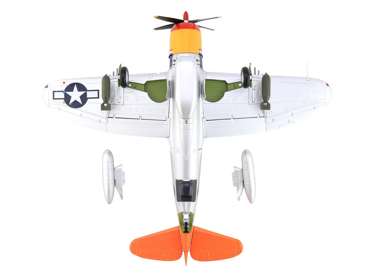 Republic P-47D Thunderbolt Aircraft "Tarheel Hal Lt. 'Ike' David 66 FS 358 FG" (1945) United States Army Air Forces "Air Power Series" 1/48 Diecast Model by Hobby Master