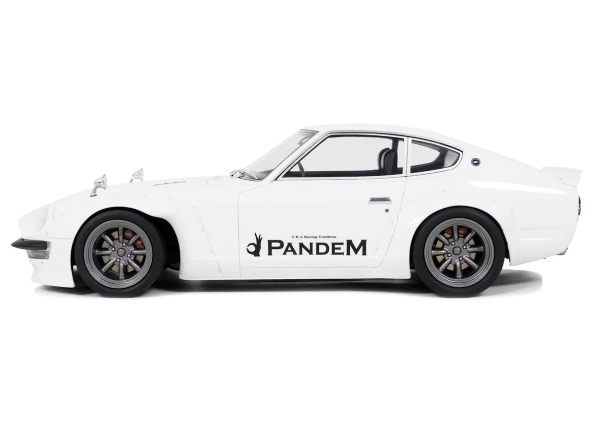 2015 Nissan PANDEM Fairlady Z RHD (Right Hand Drive) White Limited Edition to 2000 pieces Worldwide 1/18 Model Car by Otto Mobile