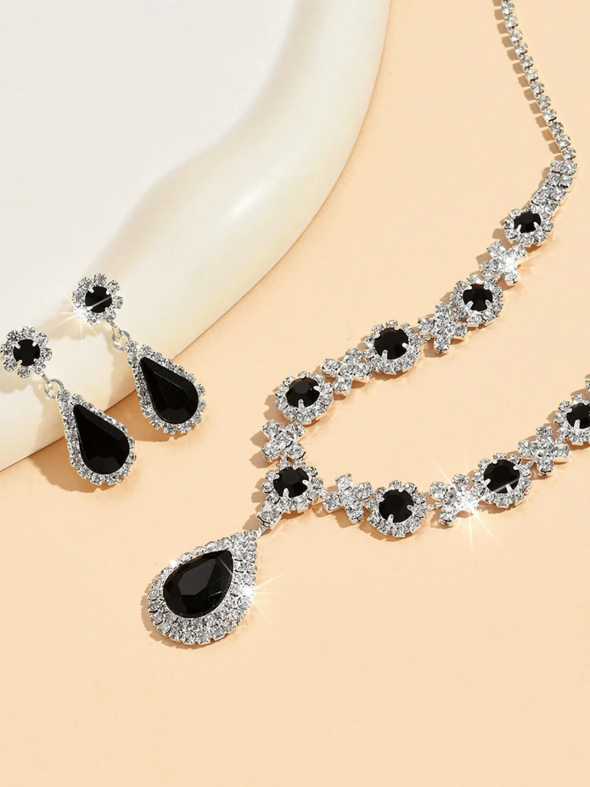 3 Pieces of Women's Crystal Droplet Necklace with Earrings Set for Wedding Evening Dress Accessories