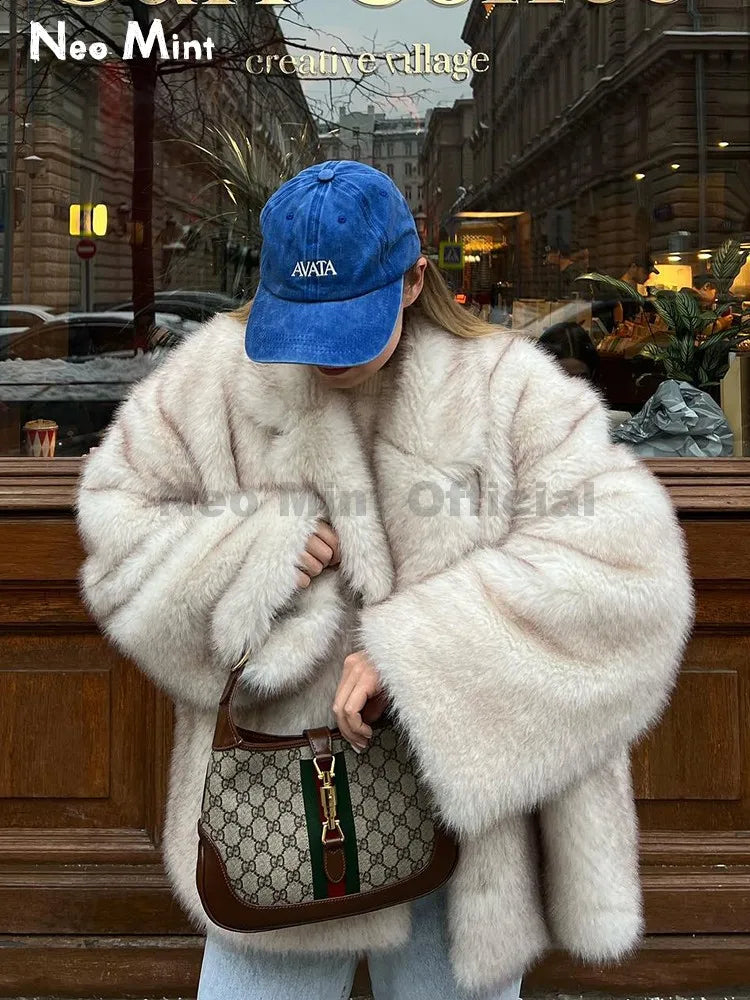 Neo Mint Ins Hot Fashion Girls Oversized Gradient Fur Coat Women 2024 Winter Thick Warm Outerwear Fluffy Faux Fox Fur Jacket