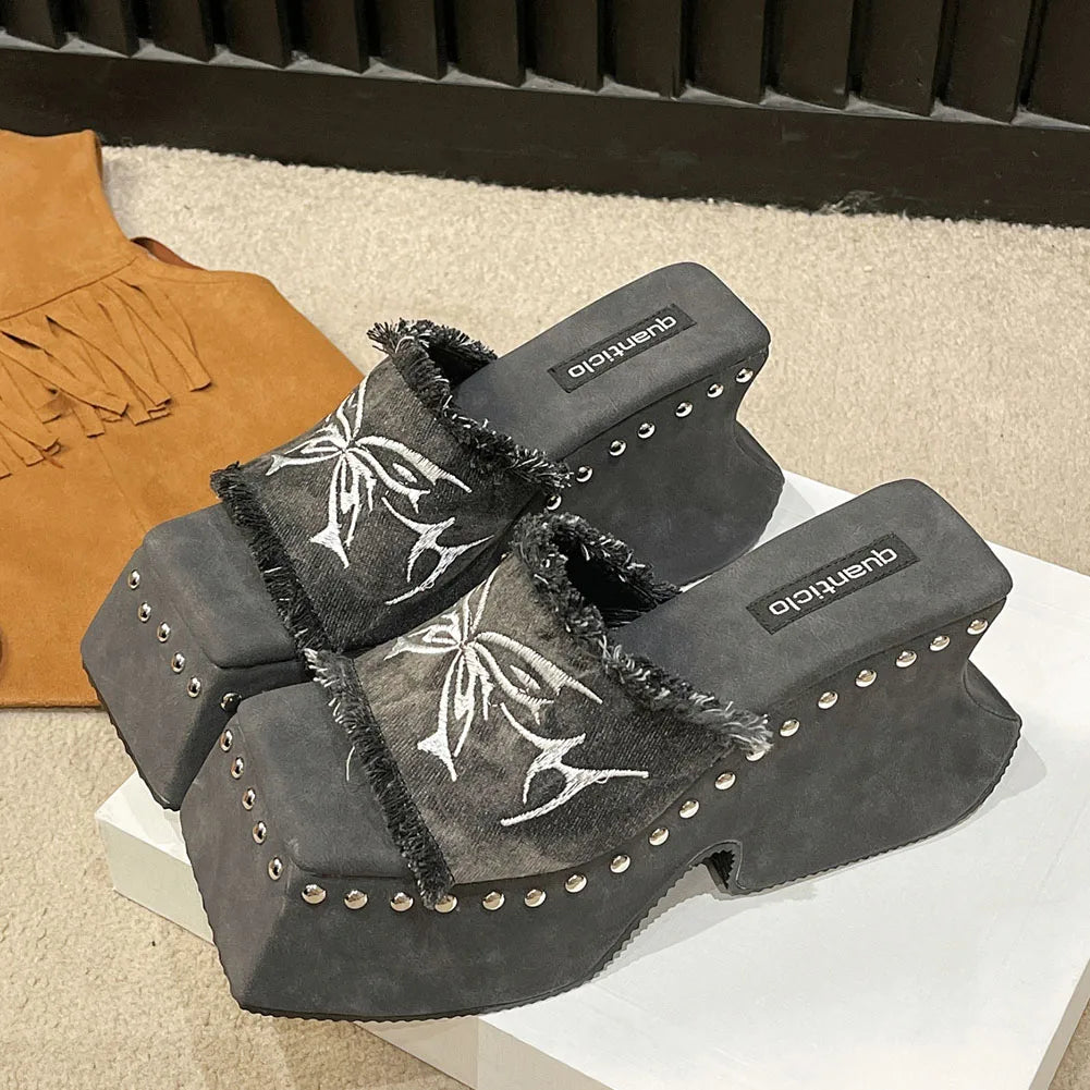 Punk Chunky Heels Mule Shoes Sandals For Women Rivet Platform Slide Sandals Open Toe 2026 Summer Trendy Shoes Street Women Shoes