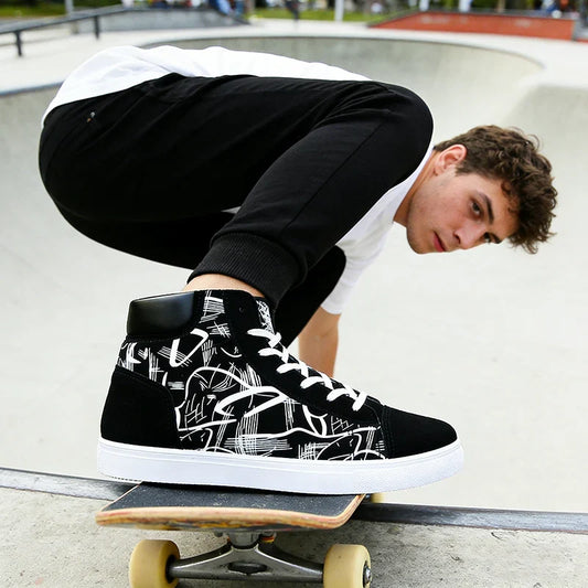 Street Style Fashion Sneakers Mens Casual Shoes Flat Breathable High top Black Red Brand Male Footwear