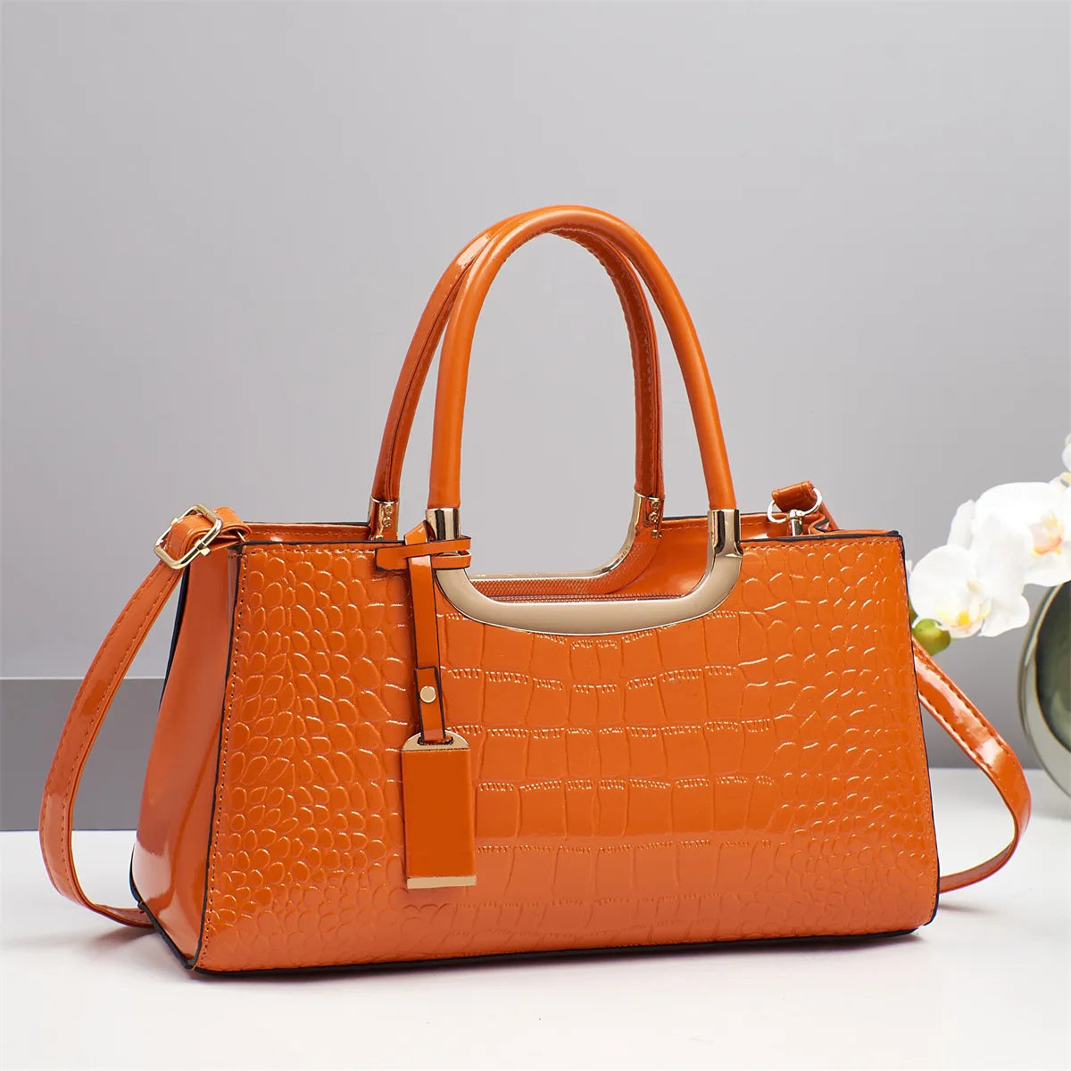Fashion and Western Style Women's Shoulder Bag Matching Color Portable Women's Bag Bags for Women New Luxury Handbags