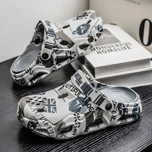 Casual Clogs Men 2026 New Trendy Summer Beach Sandals for Men Thick-bottom EVA Garden Shoes Closed-toe Fashion Slippers for Men