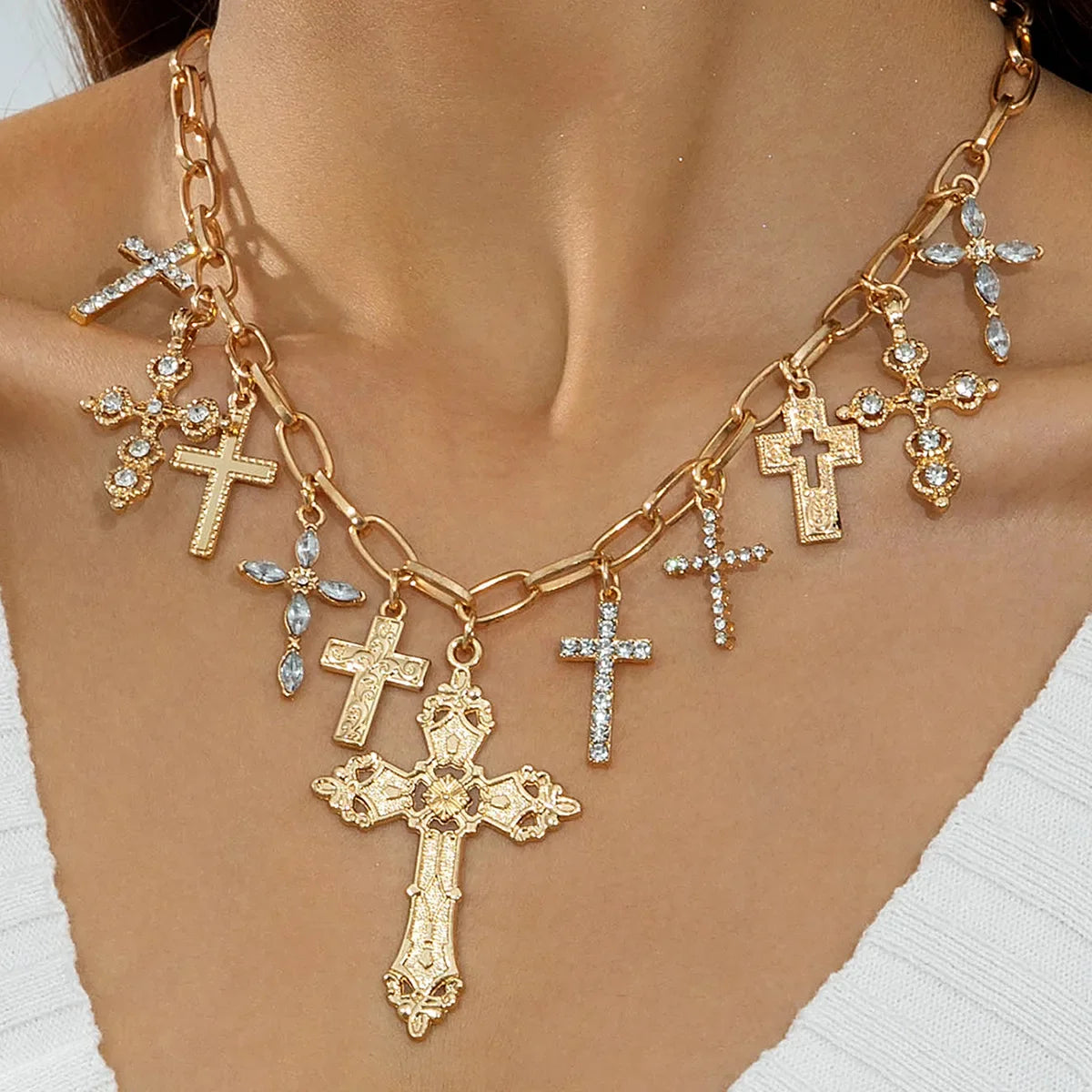 Vintage Creative Imitation Pearl Big Cross Pendant Necklace for Men Woman Luxury Rhinestone Choker Adjustable Chain Jewelry