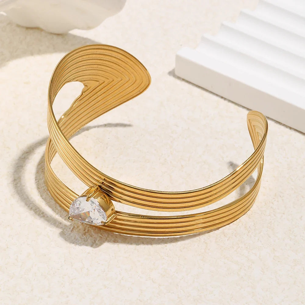 La. Muses Sparkling Zircon Stripe Asymmetric Stainless Steel Women's Bracelet PVD Gold Plated Fashion Jewelry Accessories