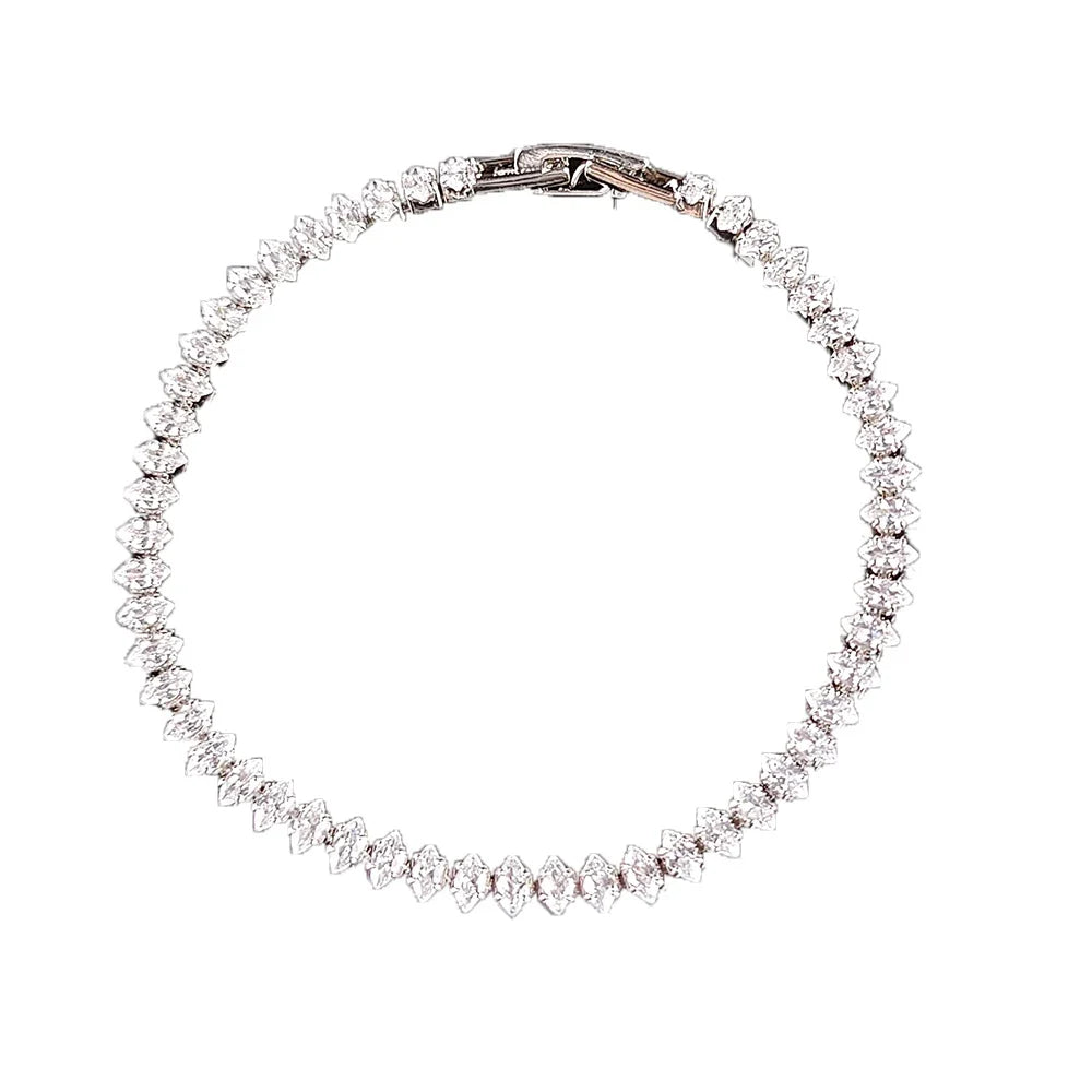 2024 New Marquise Oval Square Cut Luxury Silver Color on Hand Tennis Bracelet Bangle for Women Party Gift Jewelry S7062
