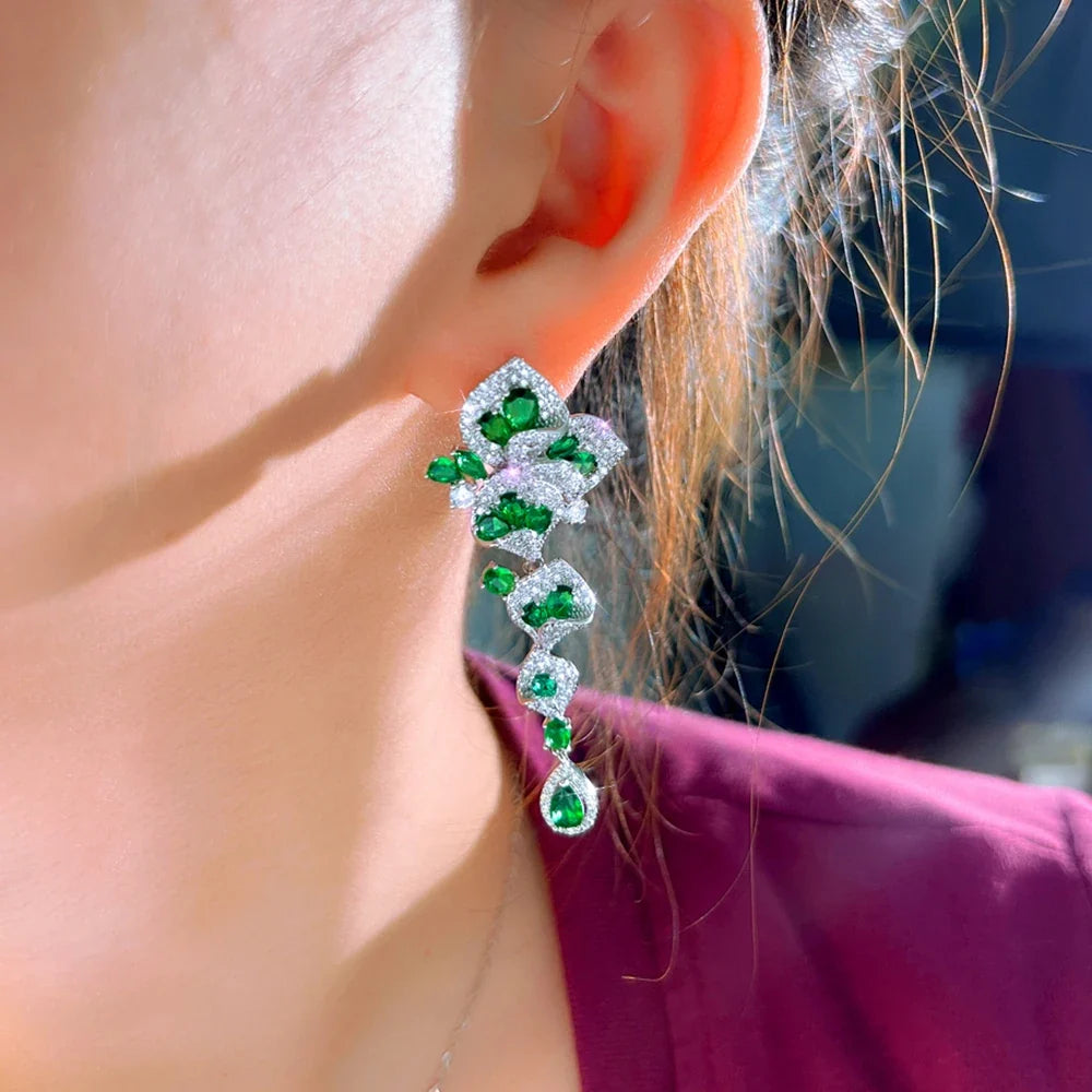 CWWZircons Elegant Green CZ Crystal Flower Water Drop Long Dangle Earrings for Women Beautiful Wedding Party Jewelry Gifts E1159