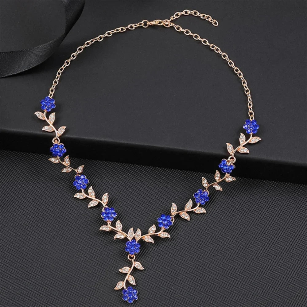 Sweet Jewelry Set Exquisite Rhinestone Pendant Banquet Party Women Fashion Romantic Crystal Necklace Earring Accessory Set
