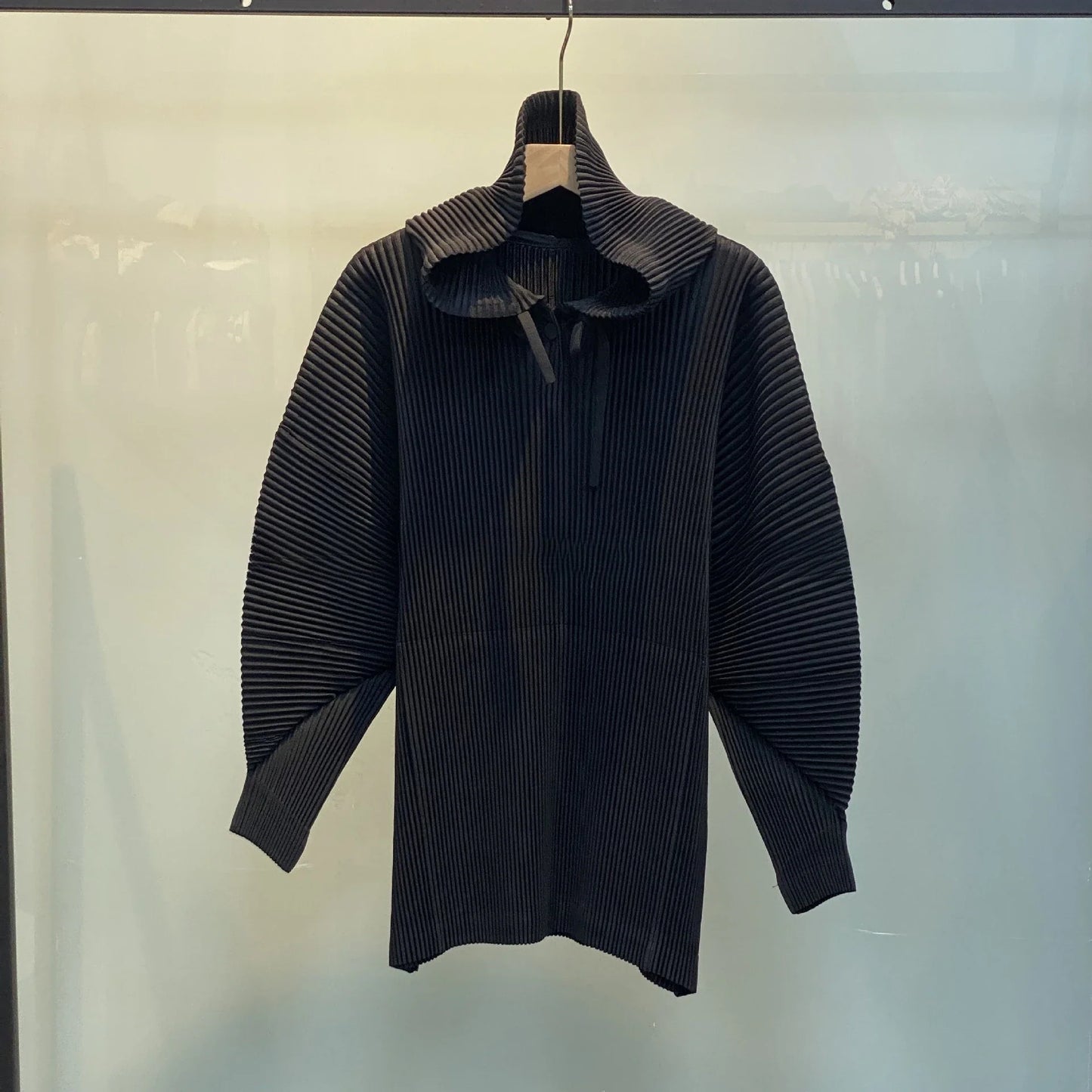 Miyake Pleated Sweatshirt Pit Stripe Zipper Standing Collar Jacket Women 2025 New Casual Pullover Hundred Pleat Skinny Tops