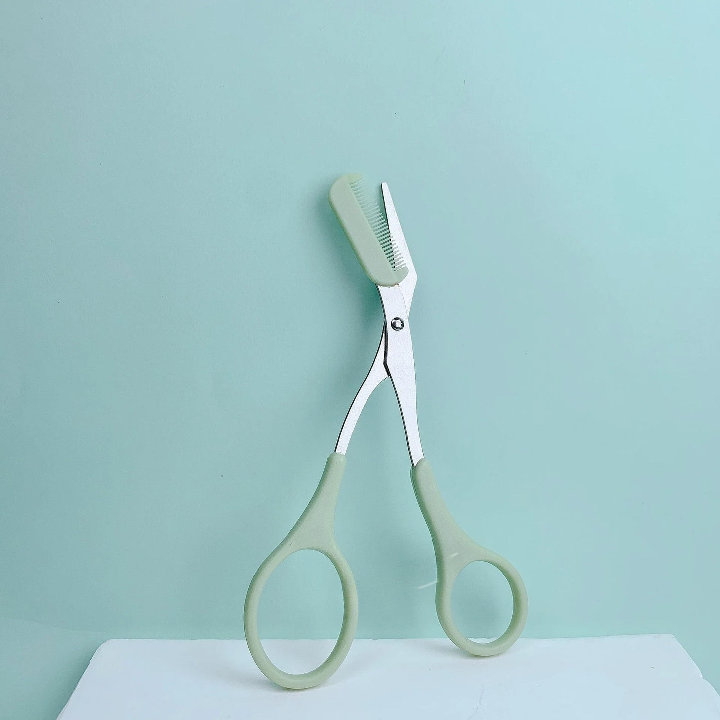 Eyebrow Razor Scissor  Stainless Steel Safe Anti-scratch Trimmer for Beginners Crescent Sharp Beauty Tool Multi-color