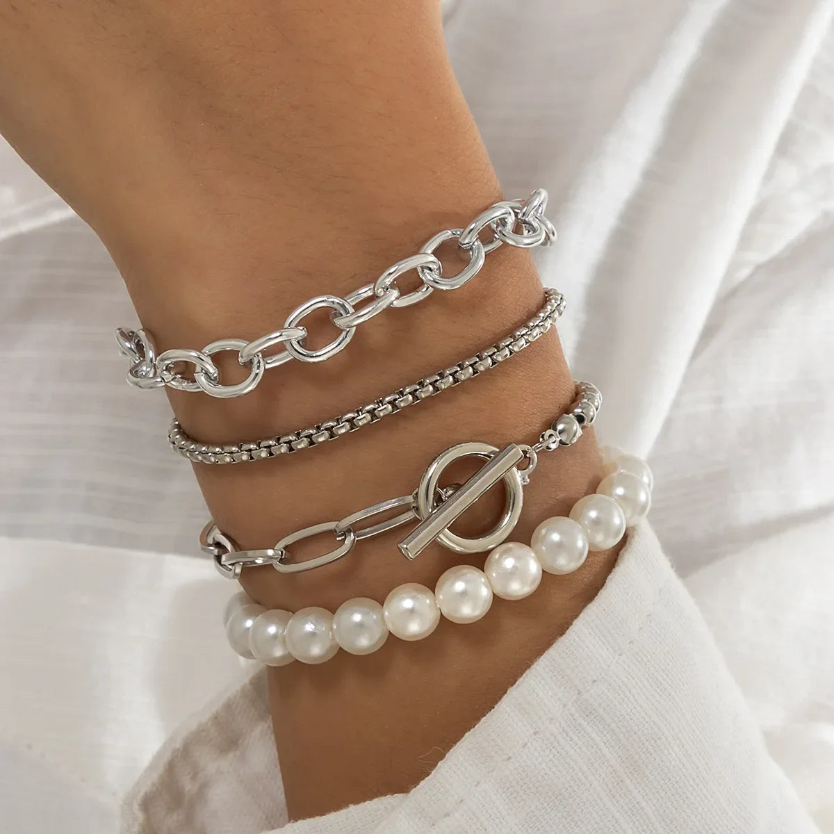 Boho Imitation Pearl Beaded Bracelet Women's Retro Fashion Creative Gold Color Beads O-Chain Bracelets Girls Birthday Jewelry