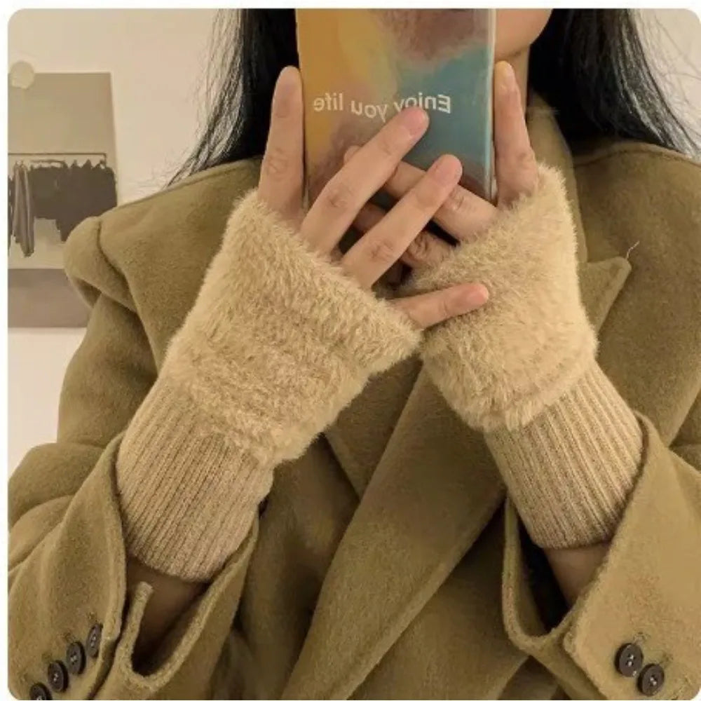 Soft Winter Half Finger Gloves Women Warm Luxury Solid White Plush Knitted Fingerless Gloves Wrist Mitten Writing Winter Gloves