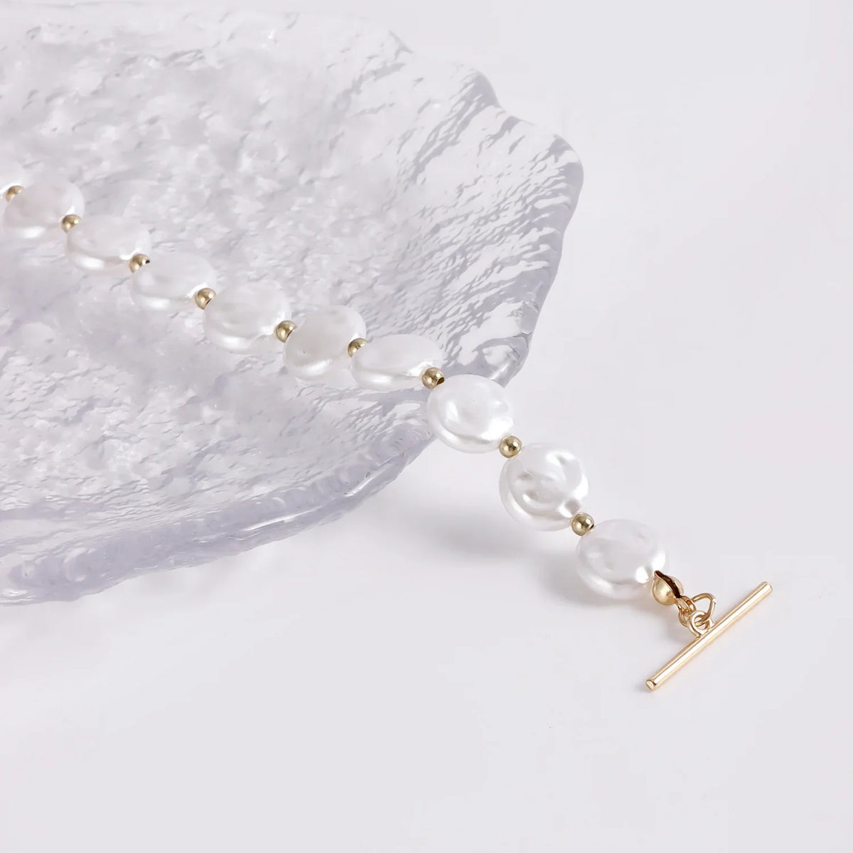 Kpop Imitation Pearl Beaded Pendant Necklace Moon Metal Link Splicing Choker for Women Ladies Jewelry Wedding