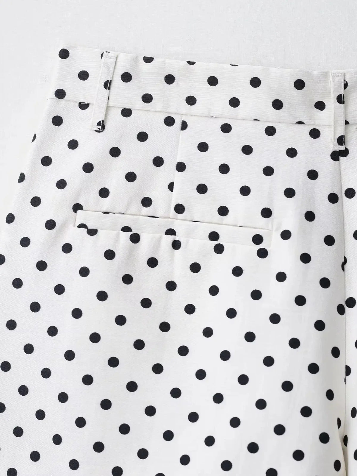 HH Fashion Women's Polka Dot Print Short Coats Autumn Long Sleeves Turtleneck Zipper With Pockets Drawstring Casual Jacket