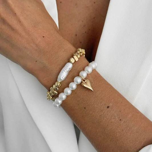 2Pcs/Set Elegant Imitation Pearl Bracelet for Women Bohemian Elastic Rope Chain Bracelet with Heart Pendant Jewelry Gift
