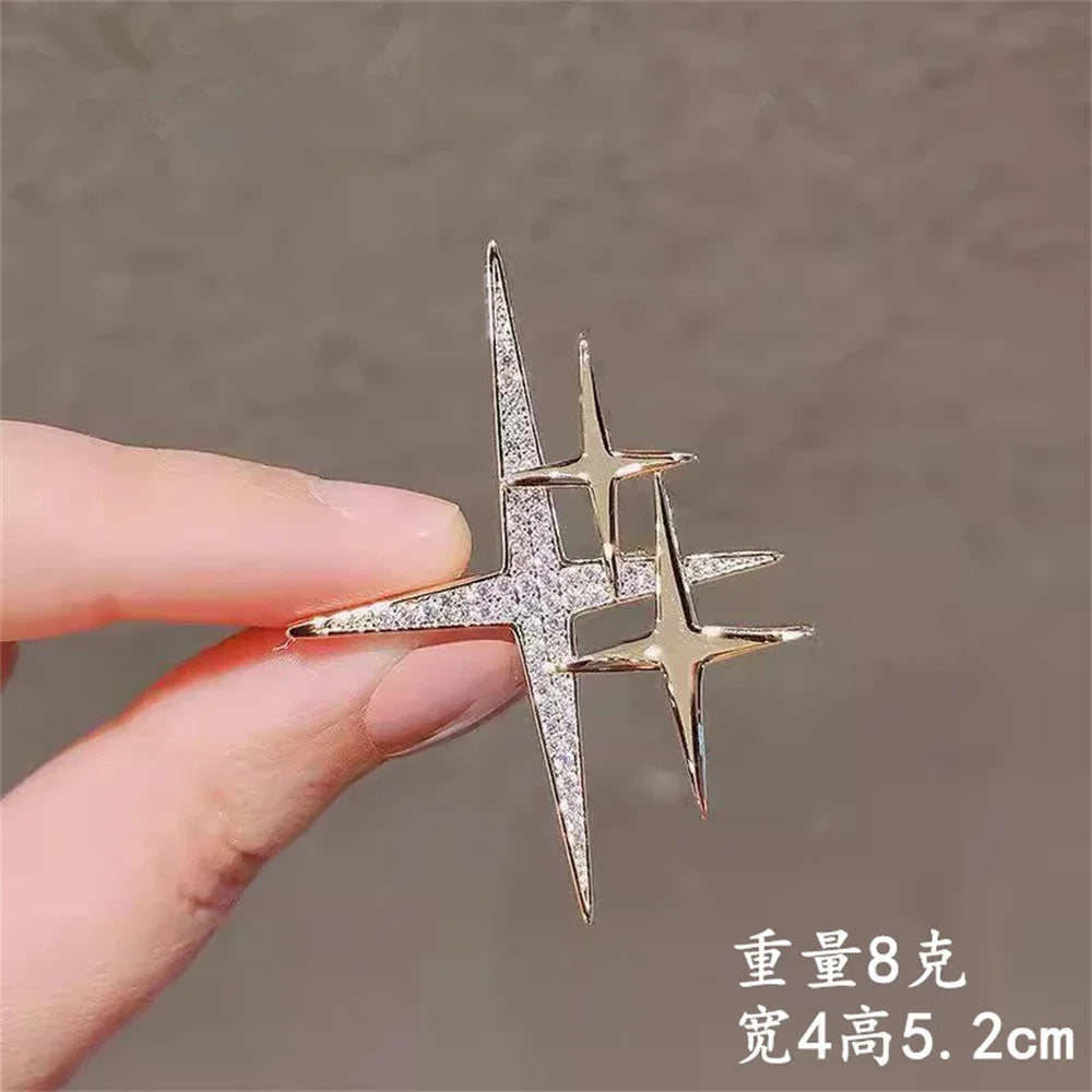 Rhinestone Hexagram Brooches for Women Men Fashion Starburst Metal Lapel Pin Clothes Accessories Office Leisure Jewelry Gift